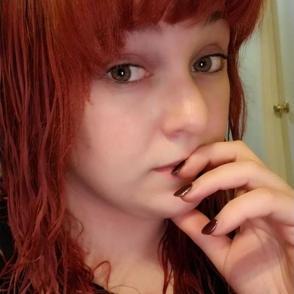 Meet your Posher, Allie - Picture 1 of 1